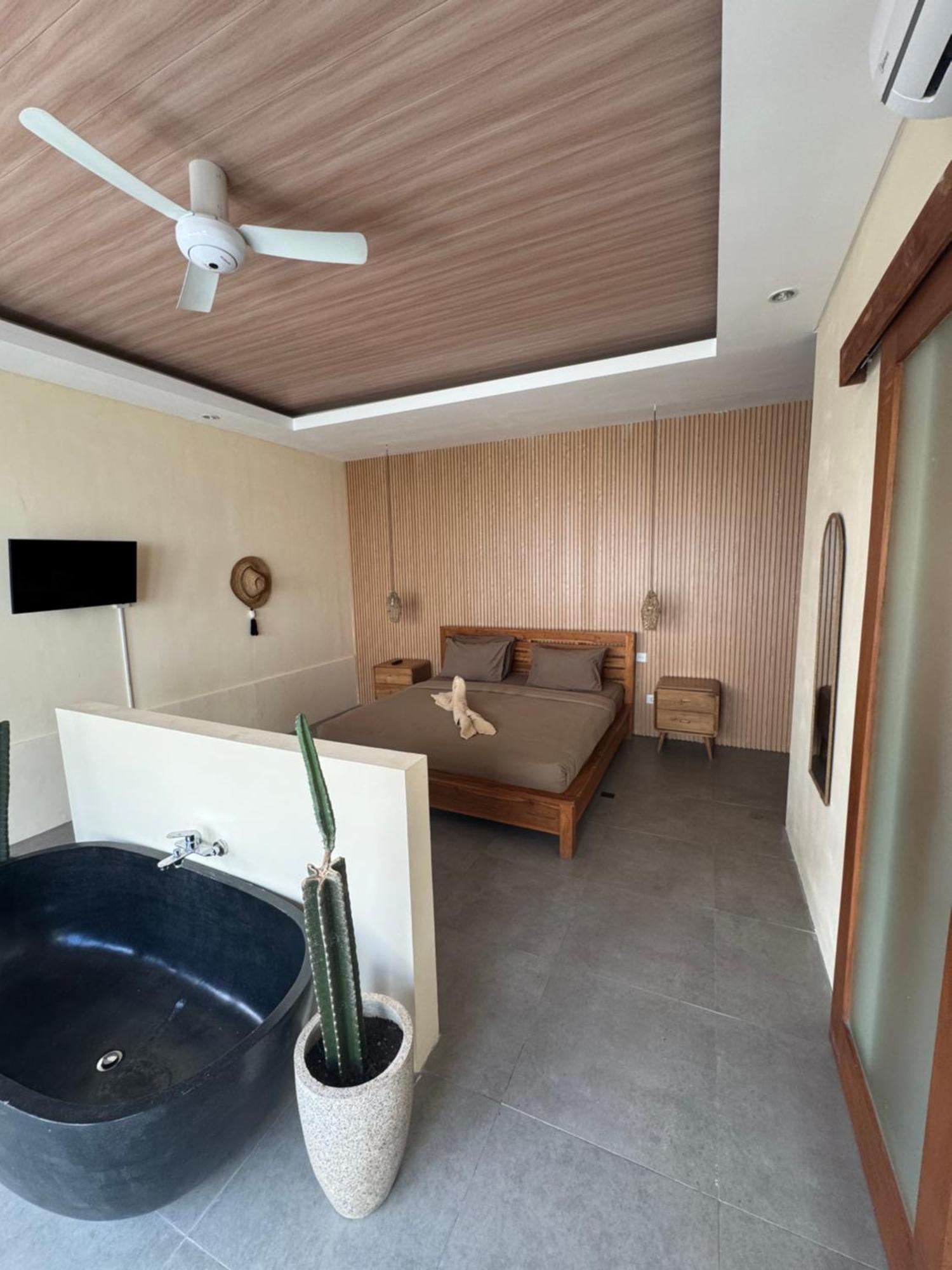 Kiki Village Bathtub Canggu Exterior foto